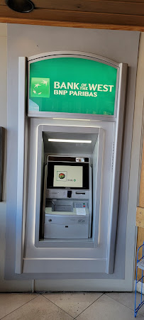 Bank of the West 02