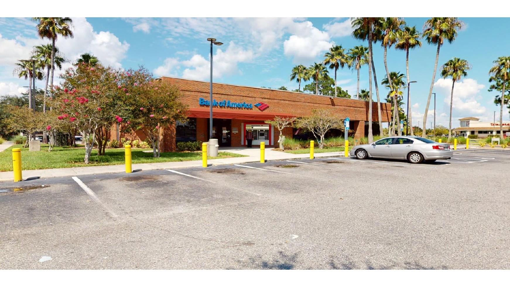 Bank of America (with Drive-thru services) 01
