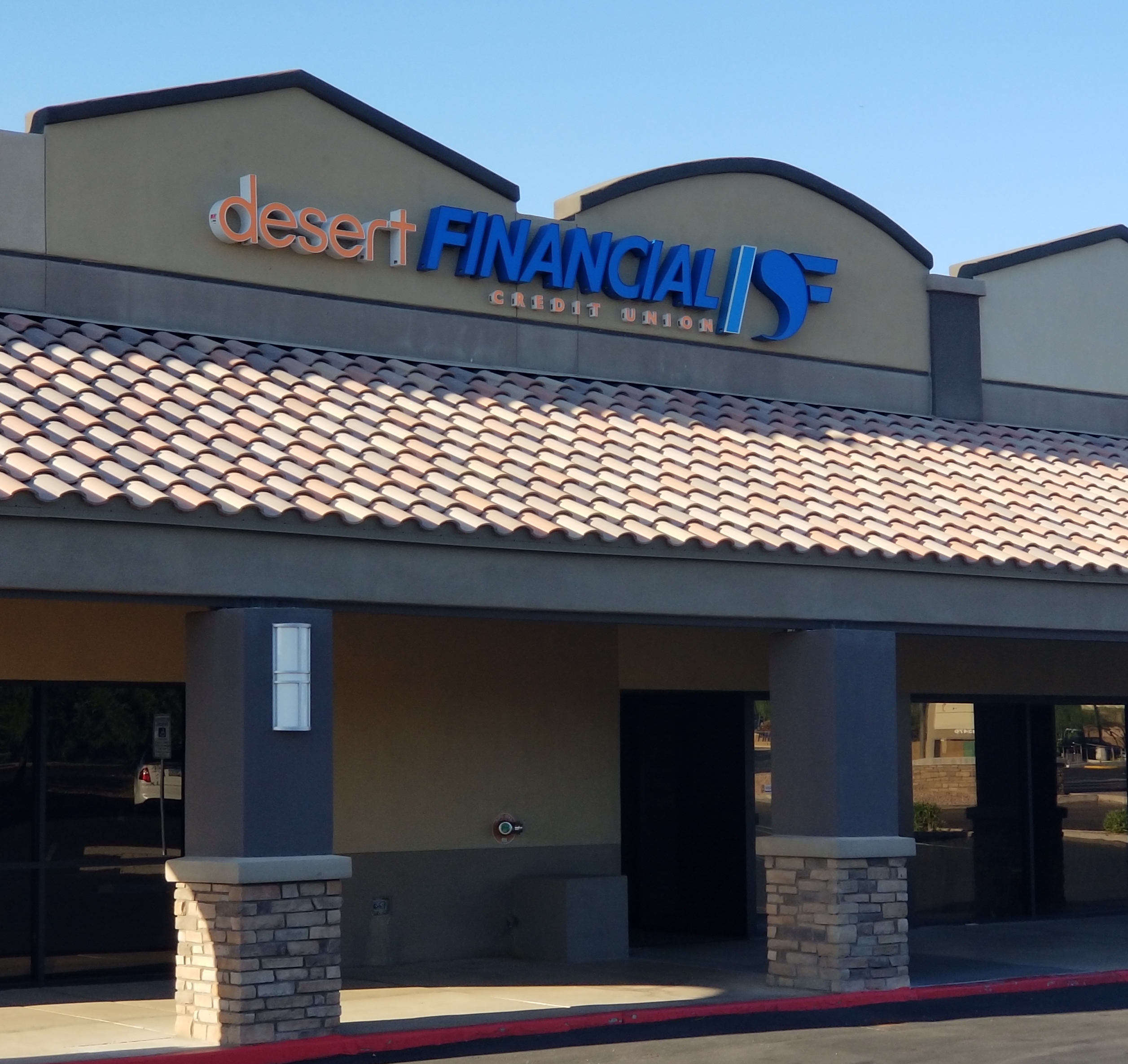 Desert Financial Credit Union 01