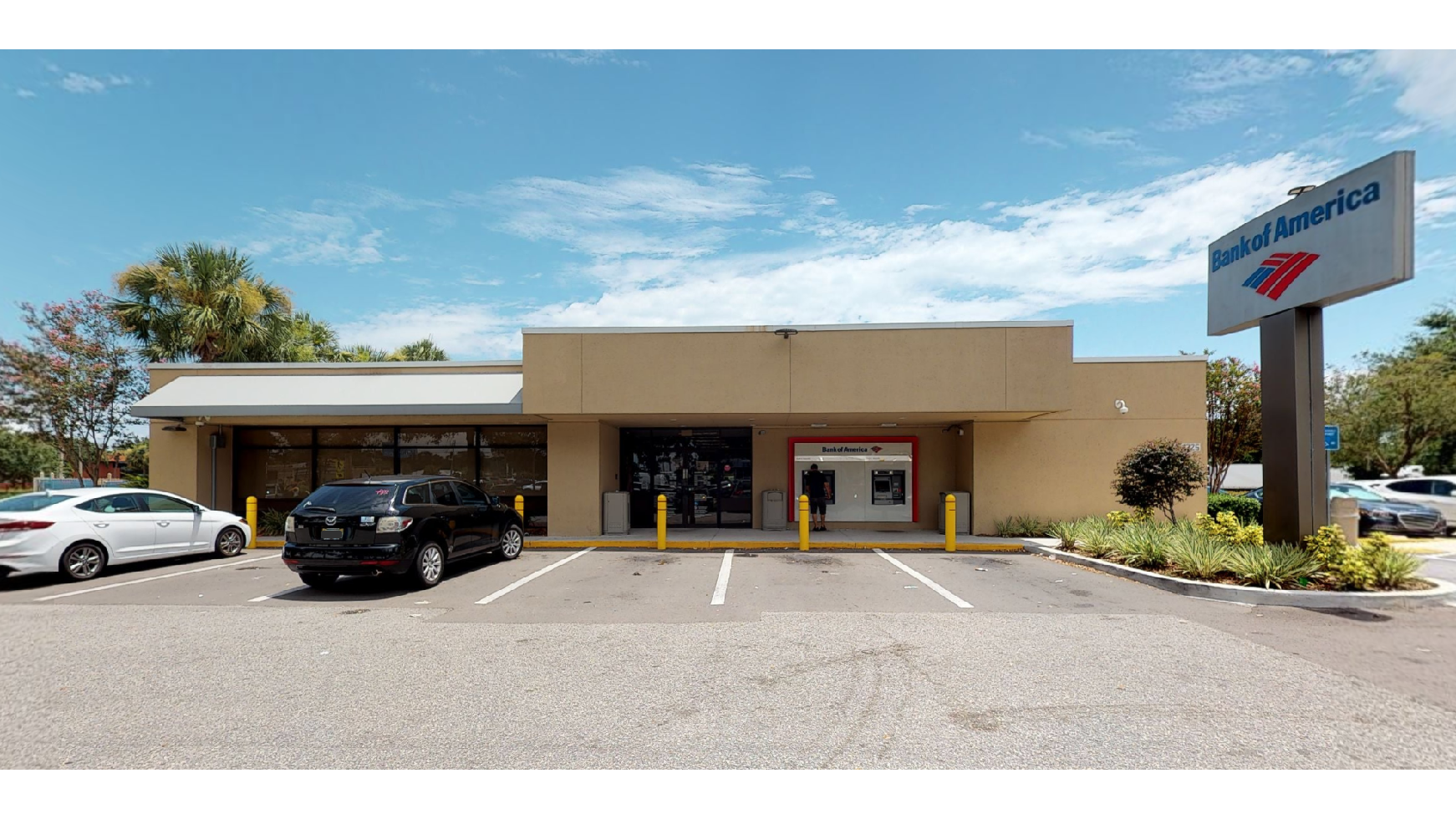 Bank of America (with Drive-thru ATM) 01