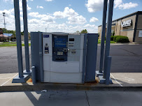 UMB Bank (with drive-thru services) 04