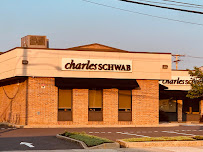 Charles Schwab 02