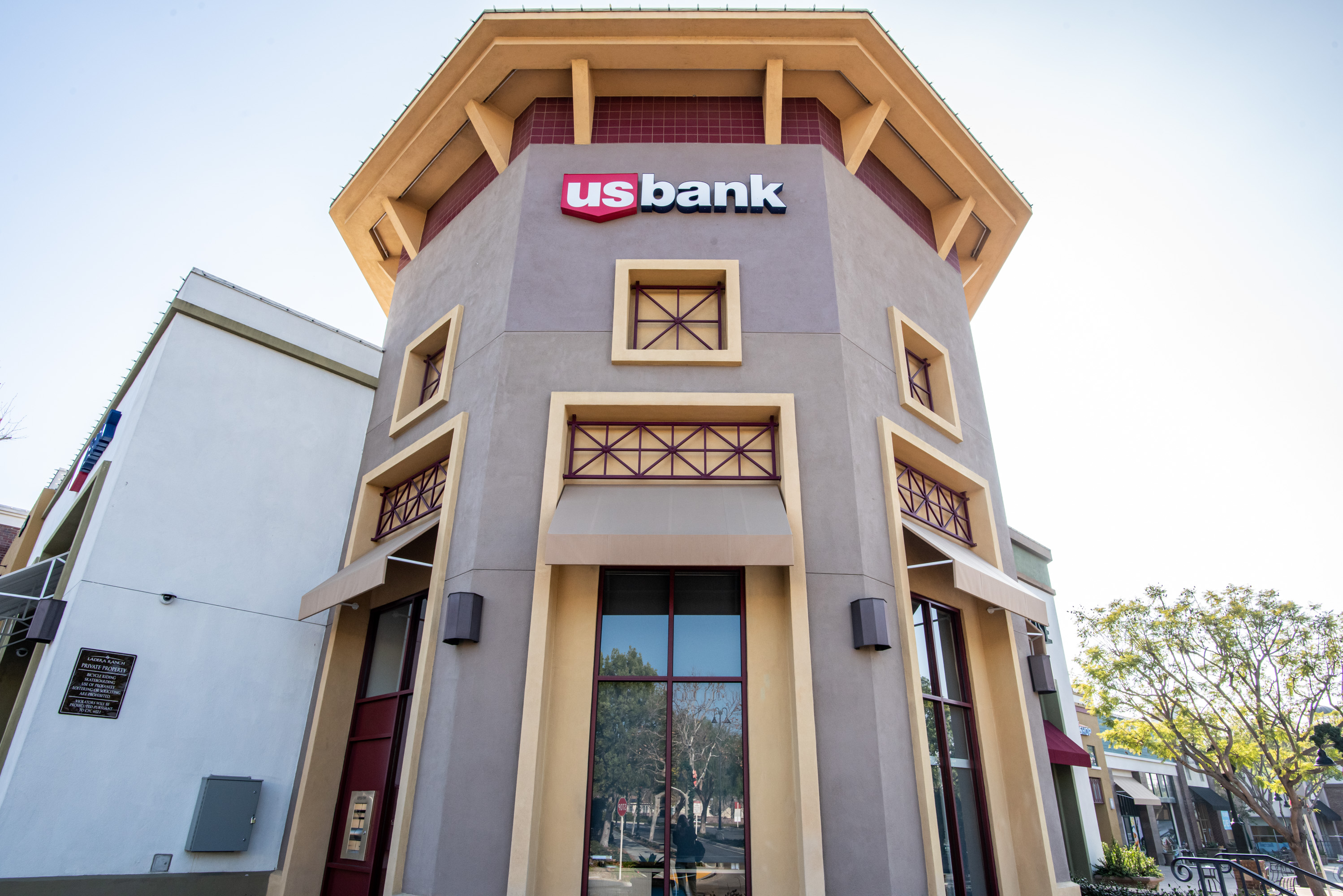 U.S. Bank Branch 01