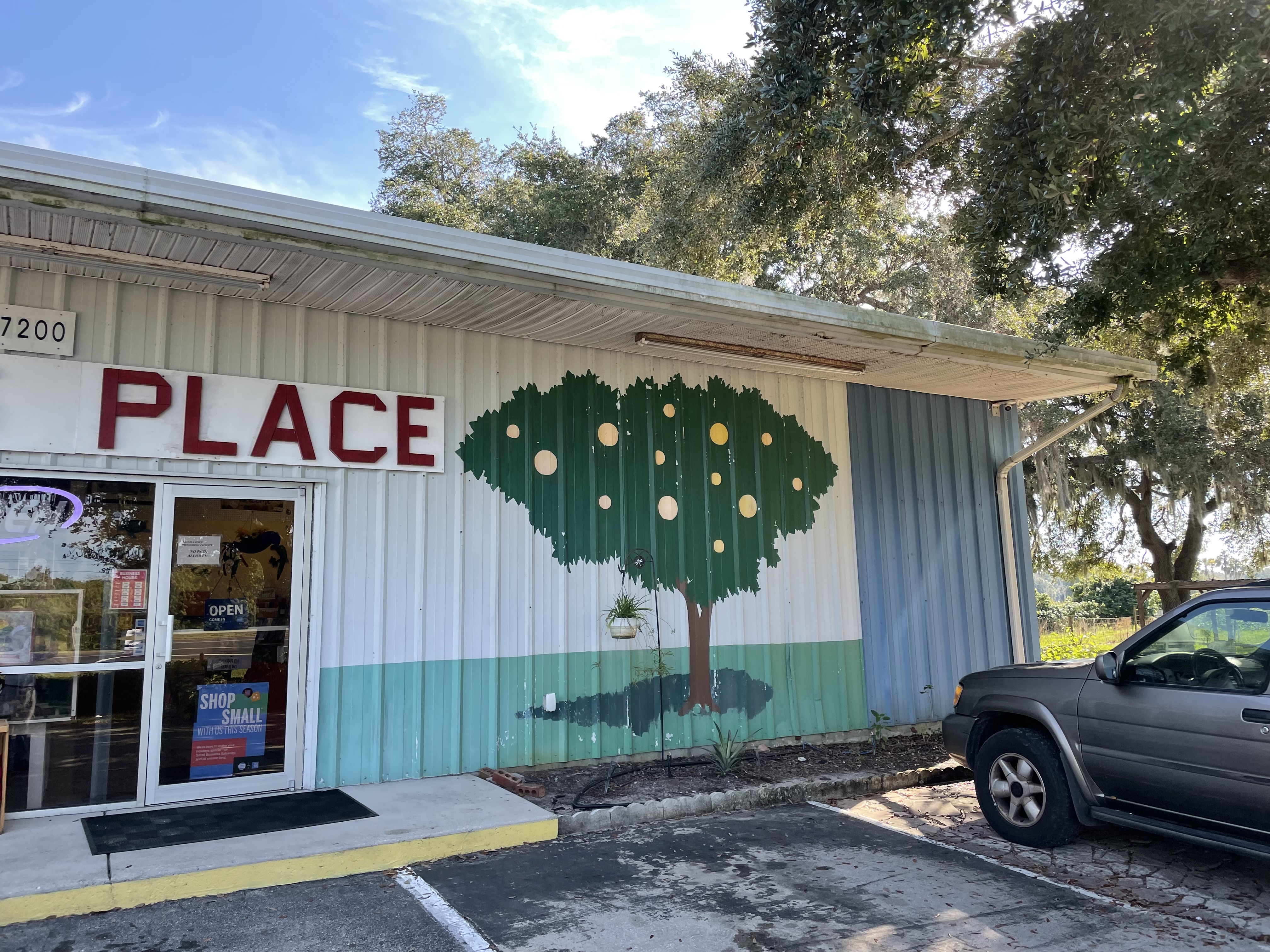 Citrus Place 01