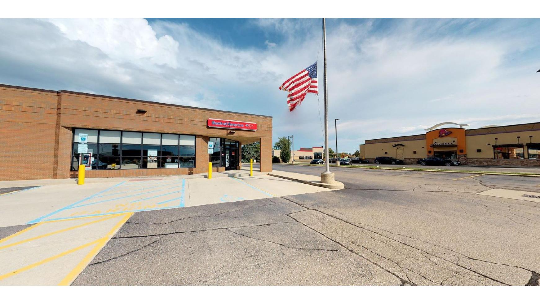 Bank of America (with Drive-thru ATM) 01