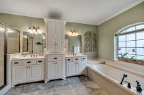 Dee Martin Realty Group: RE/MAX Tyler 03