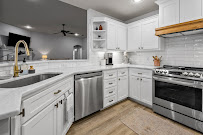 Dee Martin Realty Group: RE/MAX Tyler 04