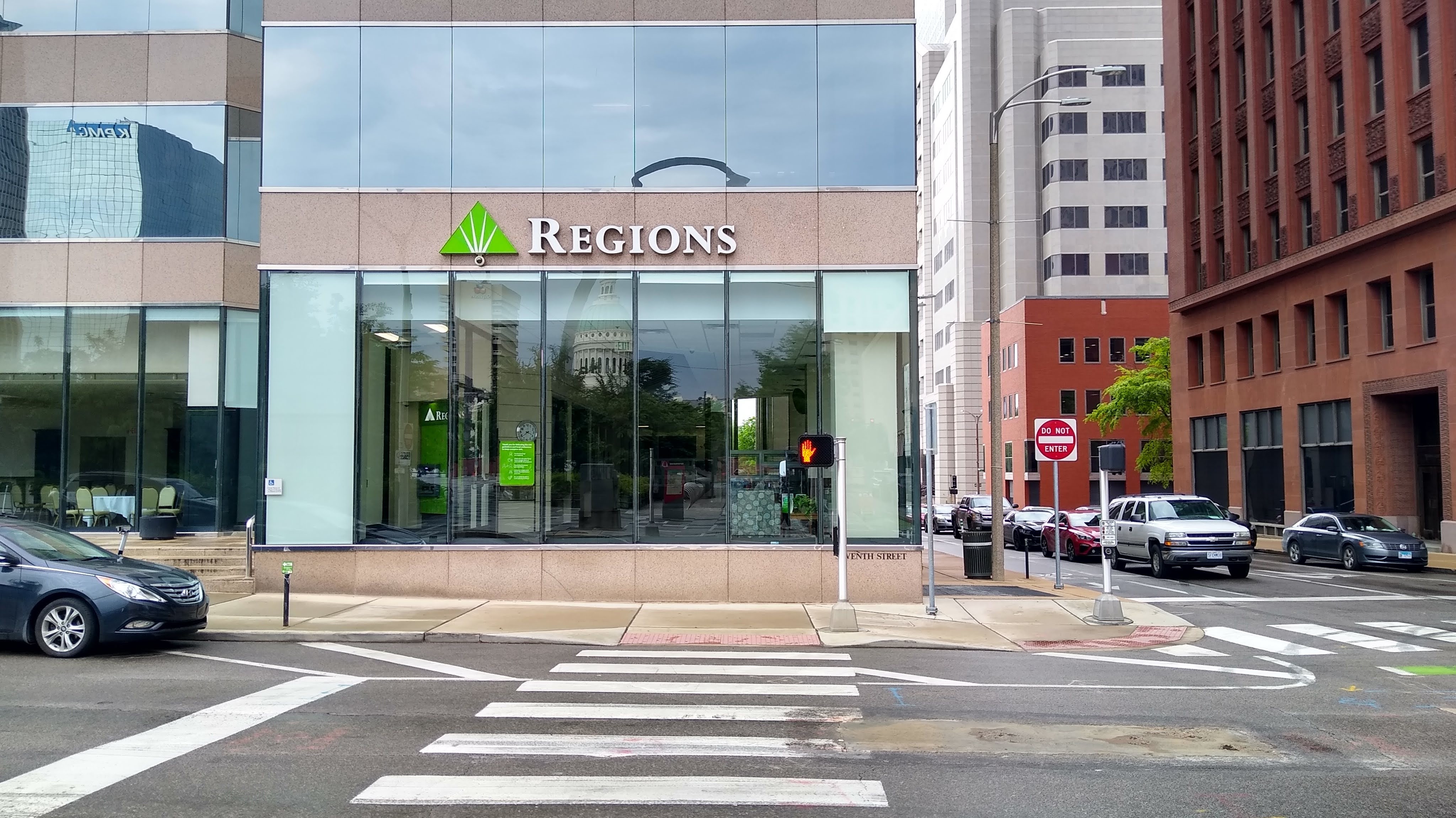 Regions Bank 01