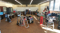 Navarre Auto and Pawn 01