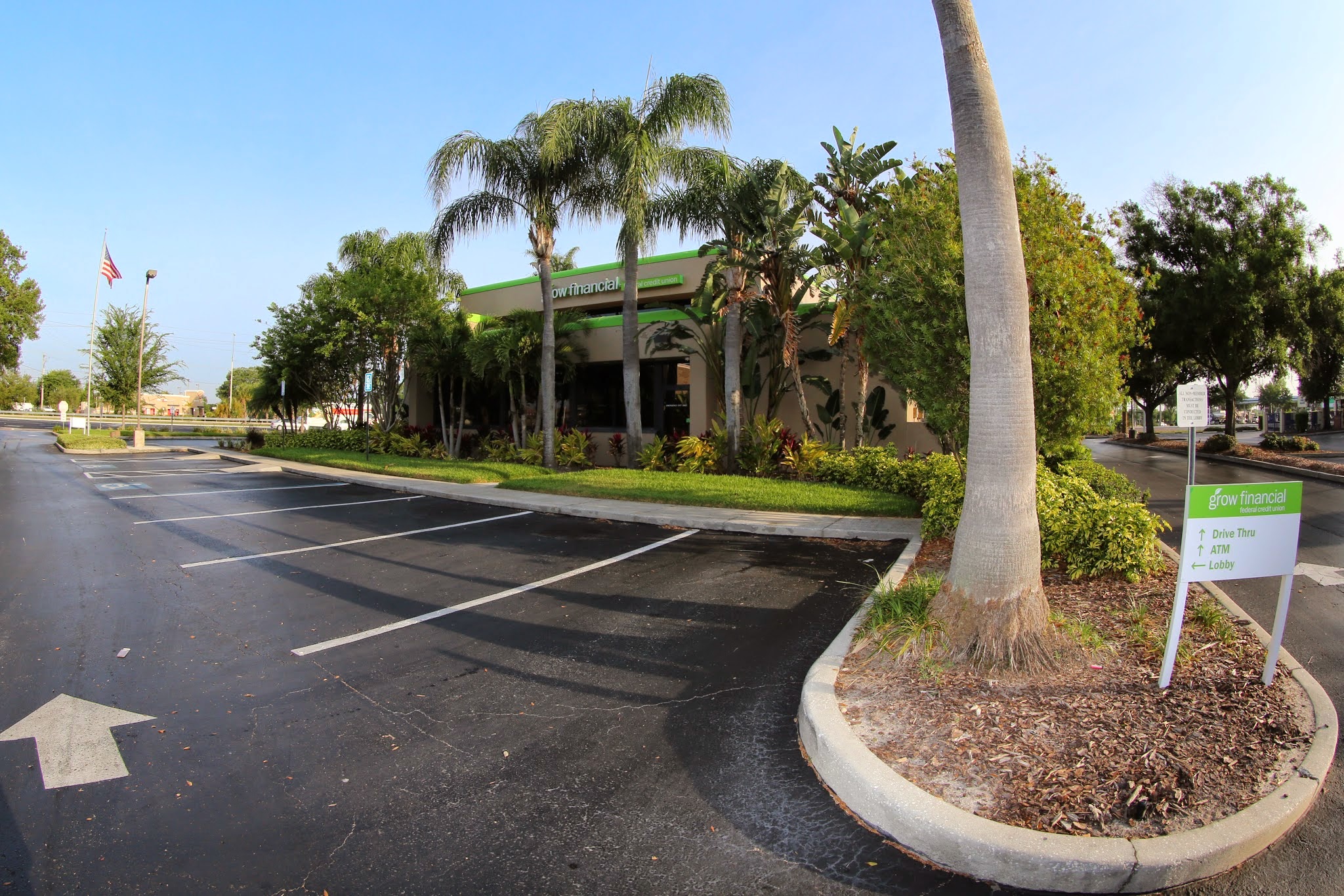 Grow Financial Federal Credit Union: Brandon Store 01