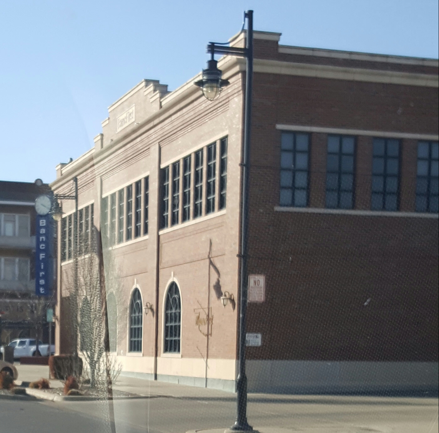 BancFirst 01