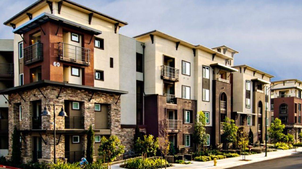 Real Builders, LLC 01