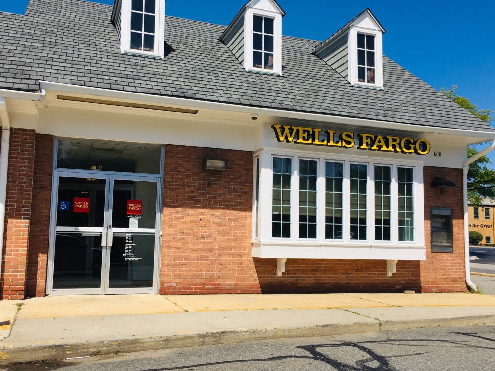 Wells Fargo Bank 01
