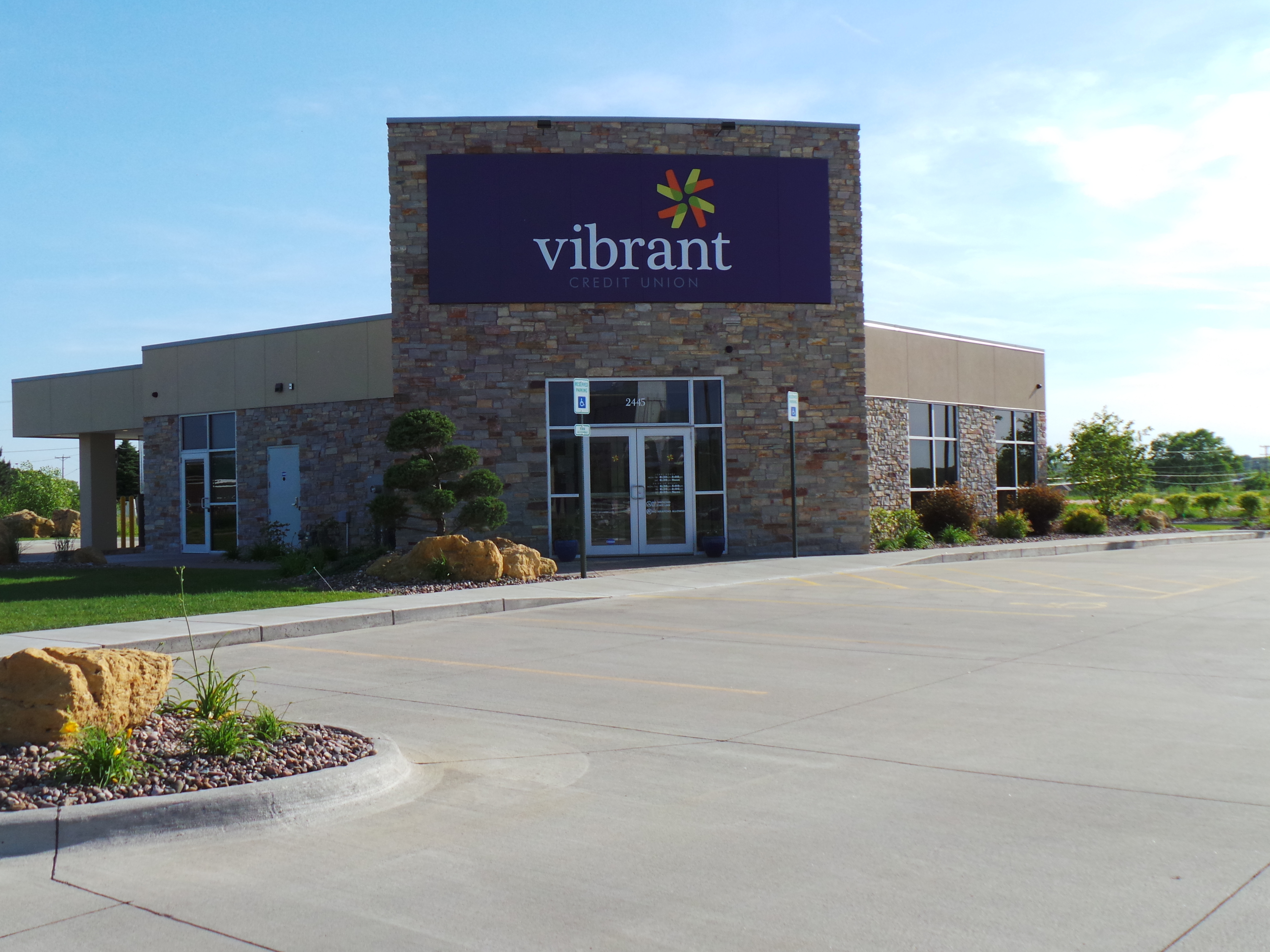 Vibrant Credit Union 01