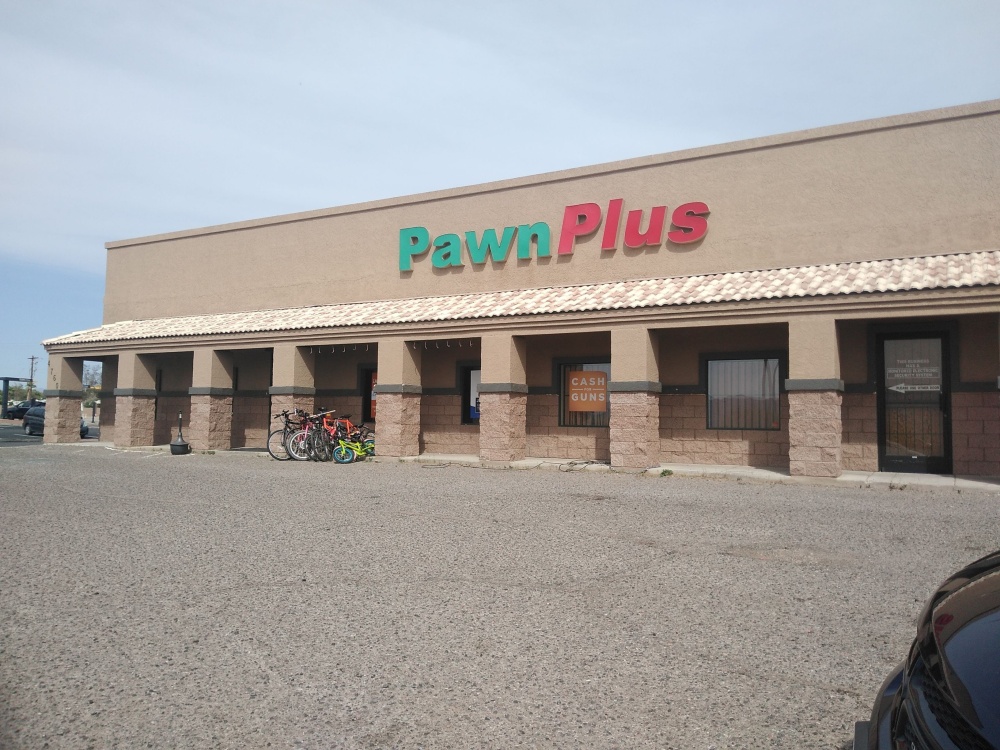 Pawn Plus 01