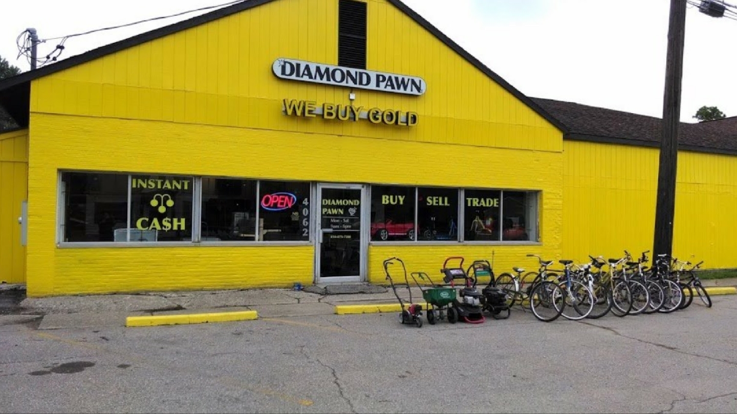 Diamond Pawn 01