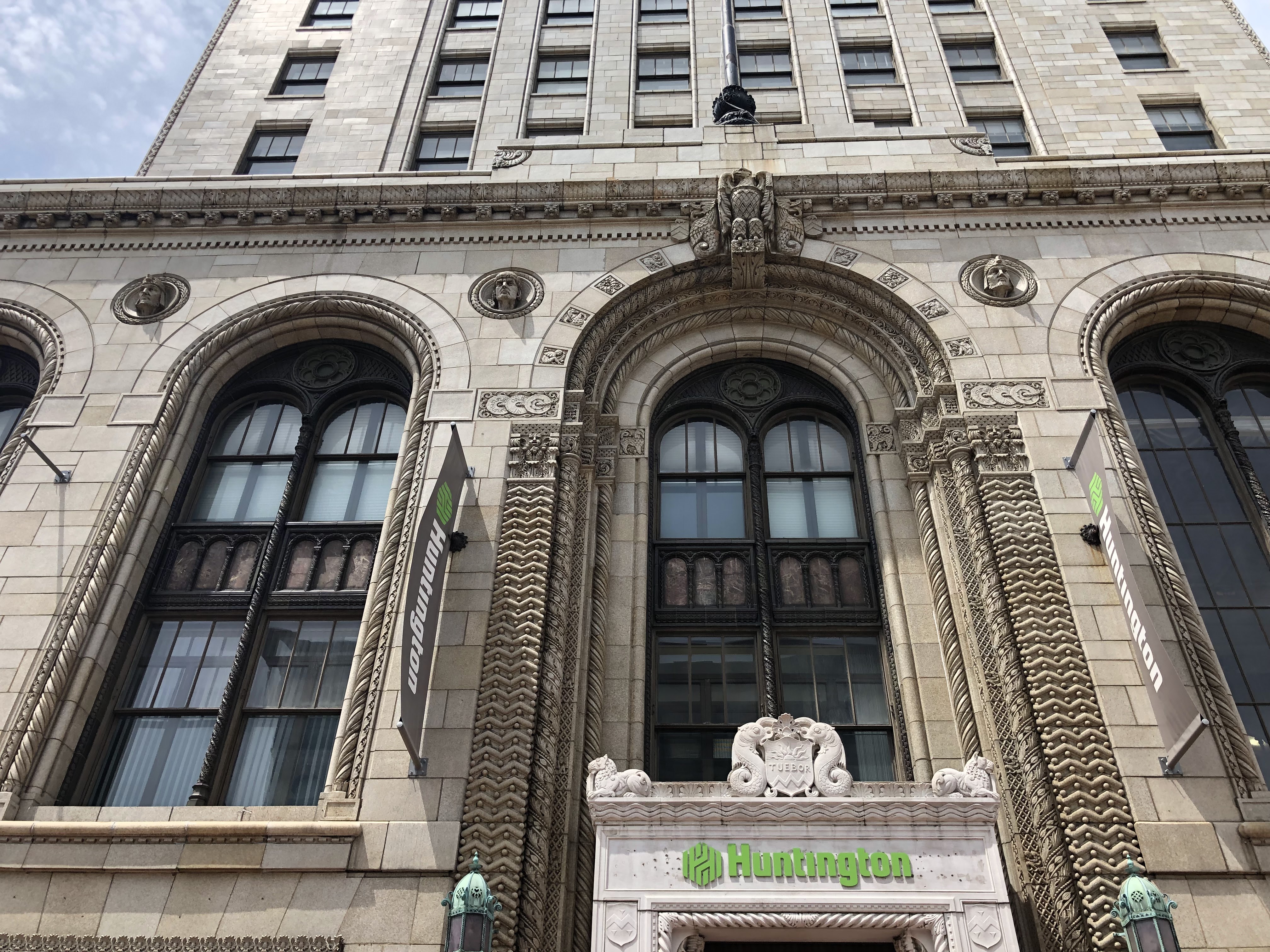 Huntington Bank 01
