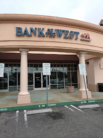 Bank of the West 01