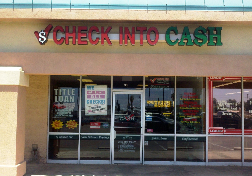 Check Into Cash 01