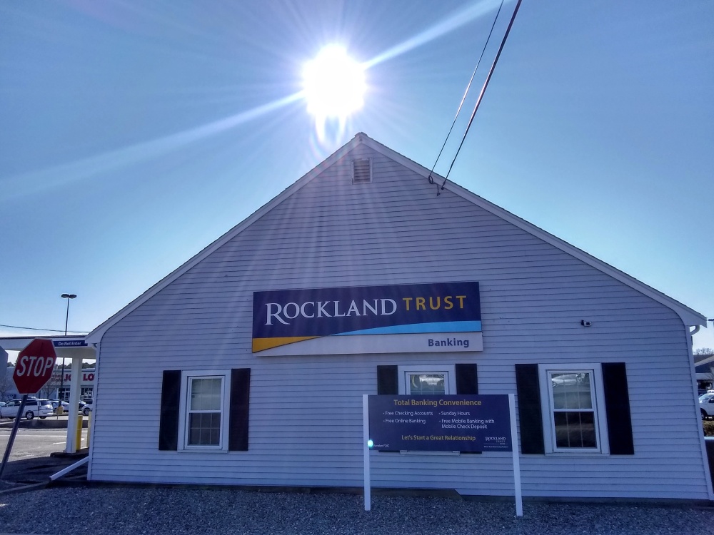 Rockland Trust Bank 01