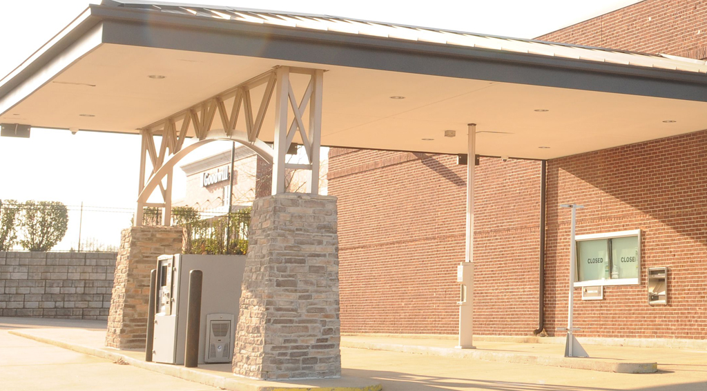 ATM - First Citizens National Bank 01