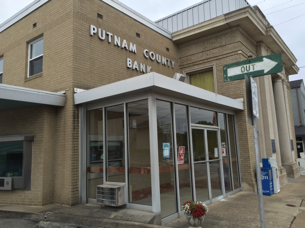 Putnam County Bank Main Office 01