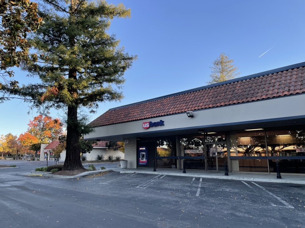 U.S. Bank Branch 01