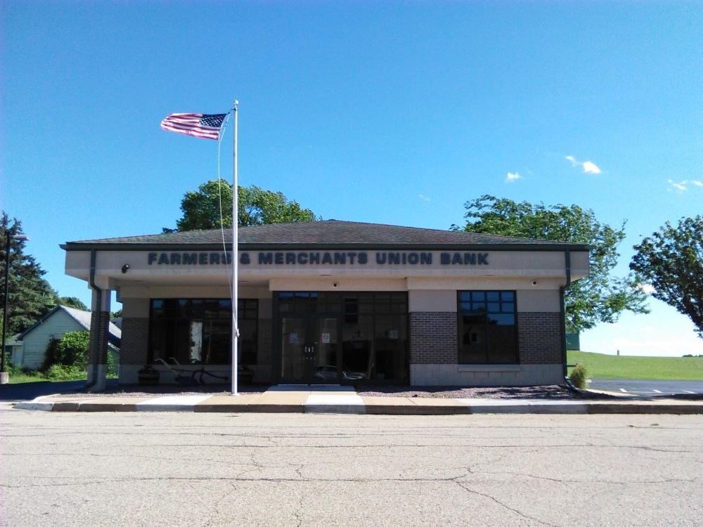 Farmers & Merchants Union Bank 01