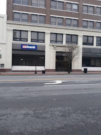 U.S. Bank Branch 02