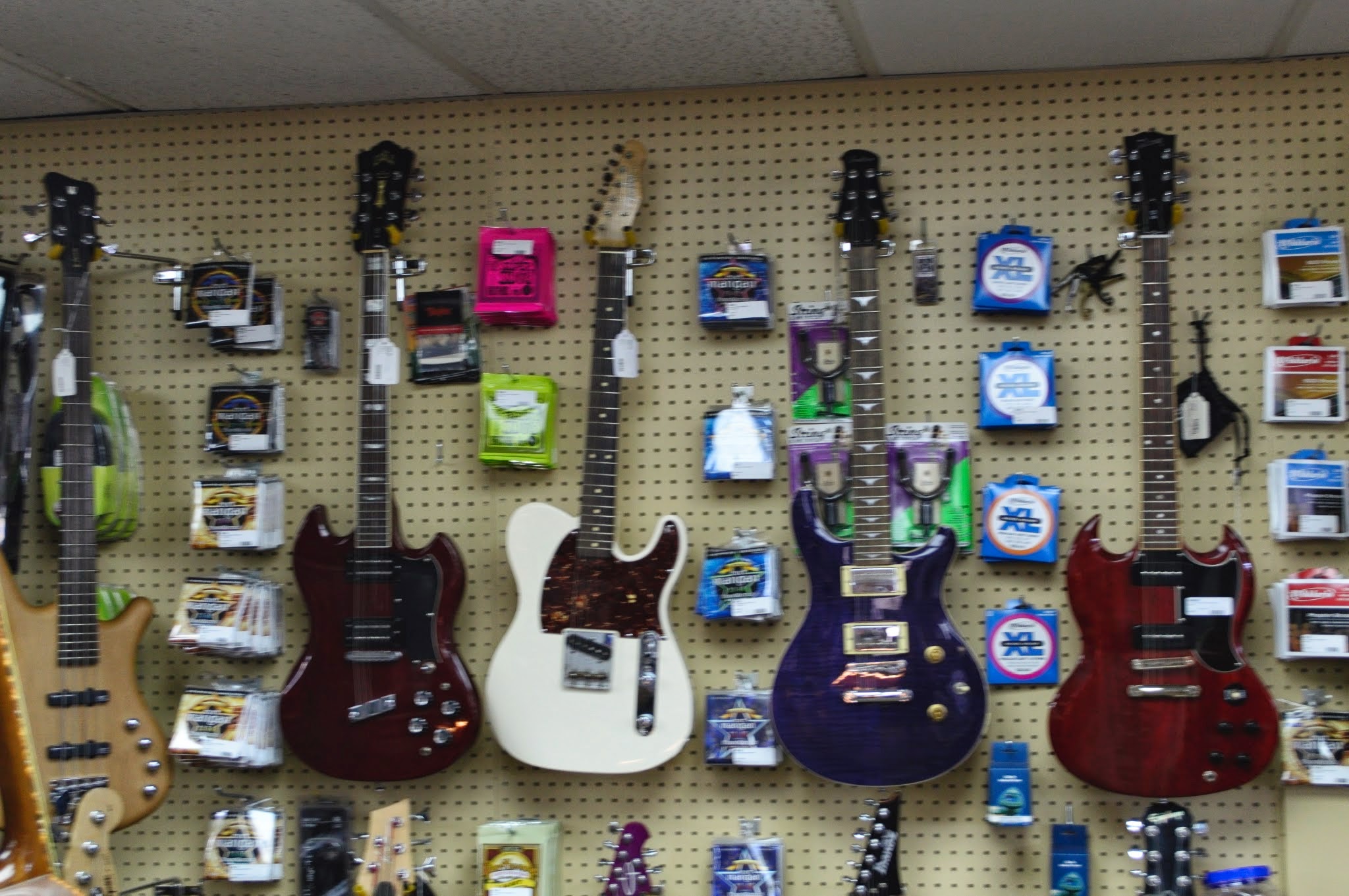 Pine River Pawn 01
