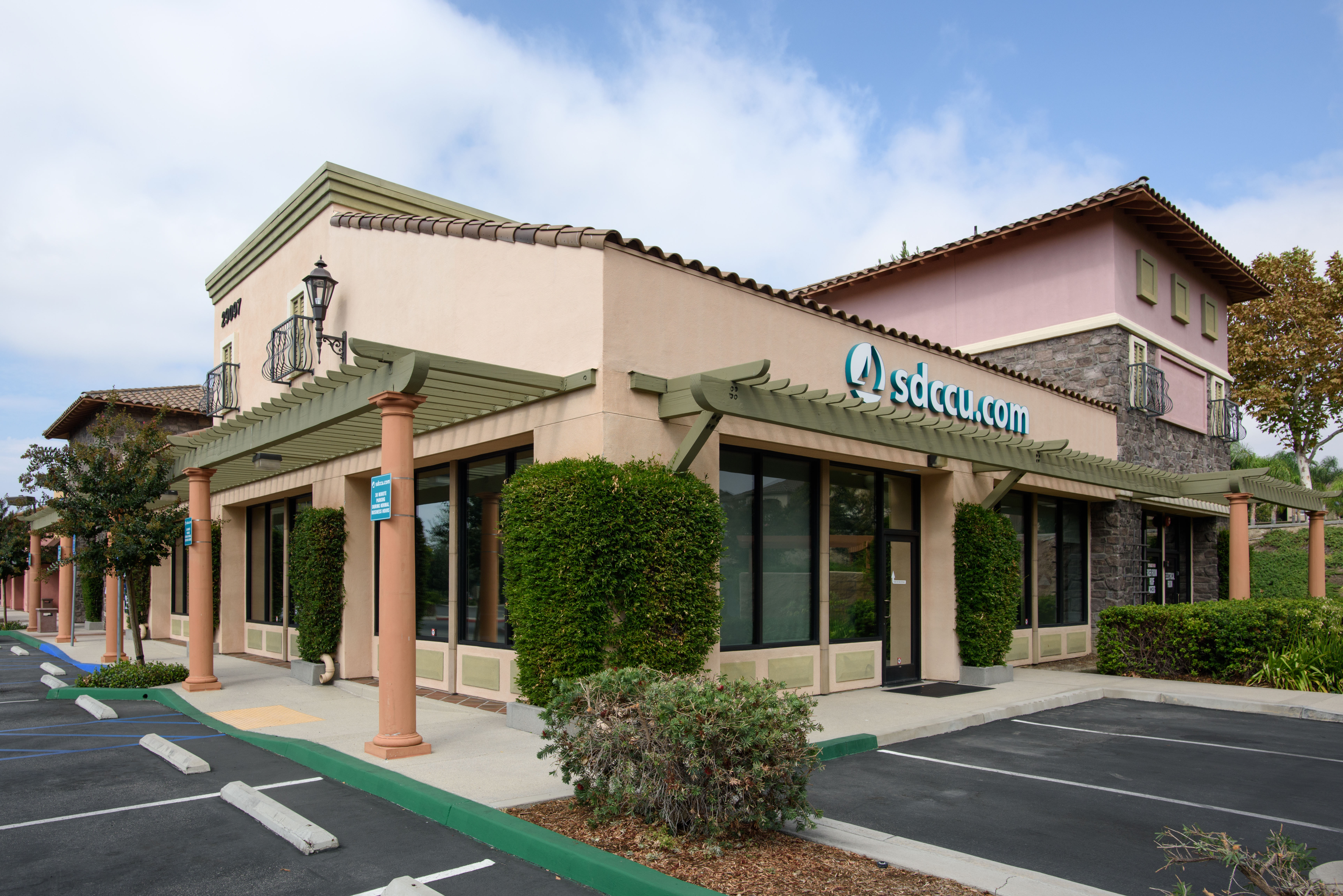 SDCCU Temecula North Branch 01