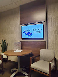 Bank of America (with Drive-thru ATM) 04
