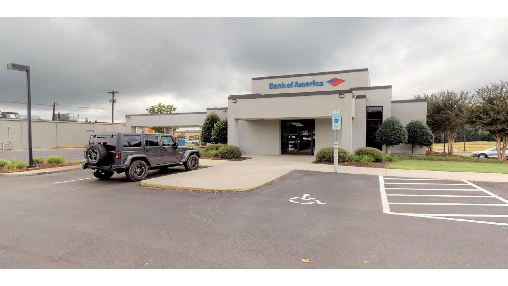 Bank of America (with Drive-thru ATM) 01