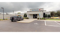 Bank of America (with Drive-thru ATM) 01