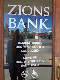 Zions Bank Monticello 04