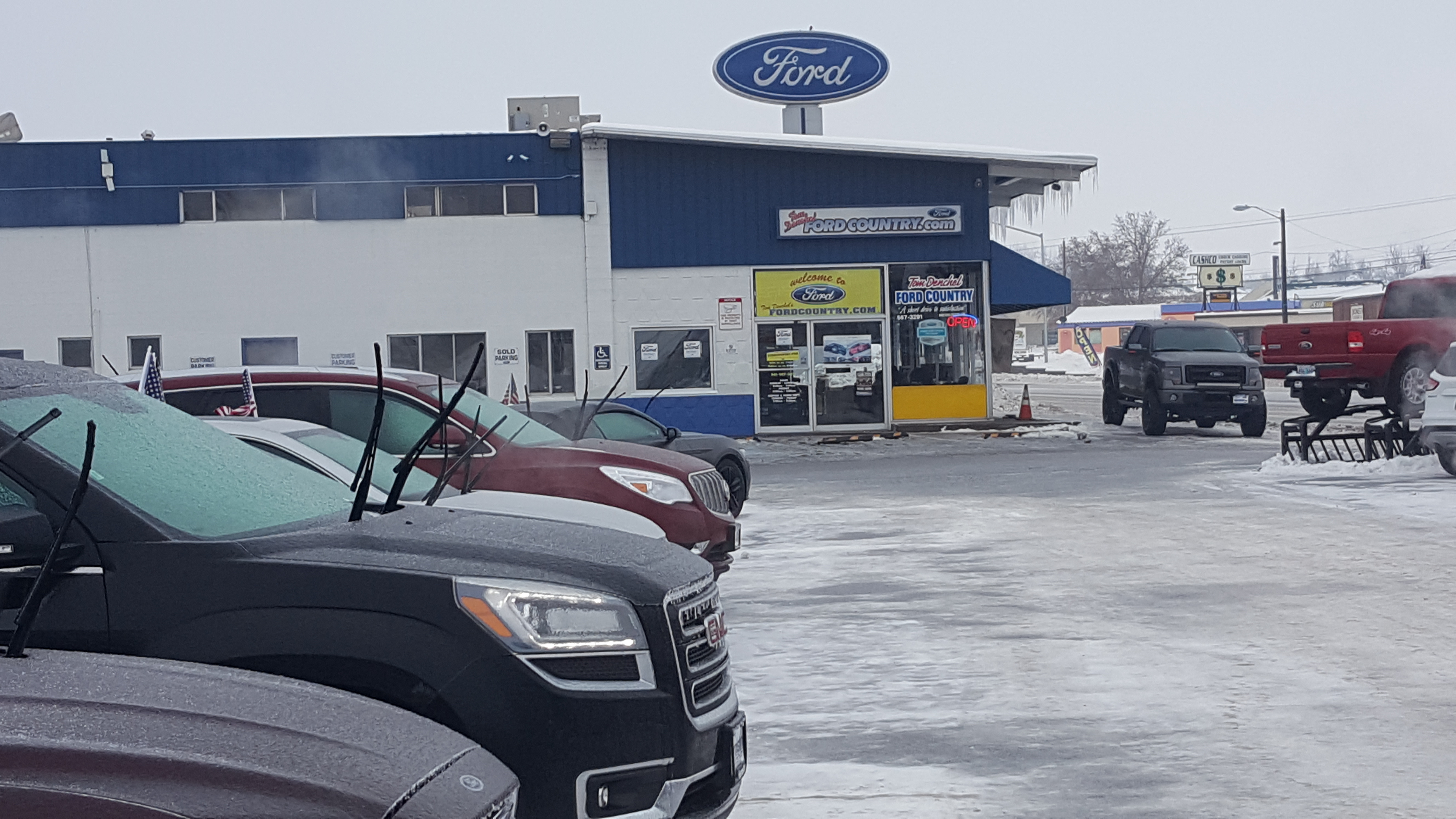 Tom Denchel Ford Country of Hermiston 01