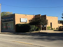 First State Bank of Bloomington - Heyworth Branch 02