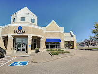 Center Bank 01