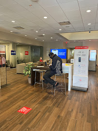 Bank of America (with Drive-thru services) 04