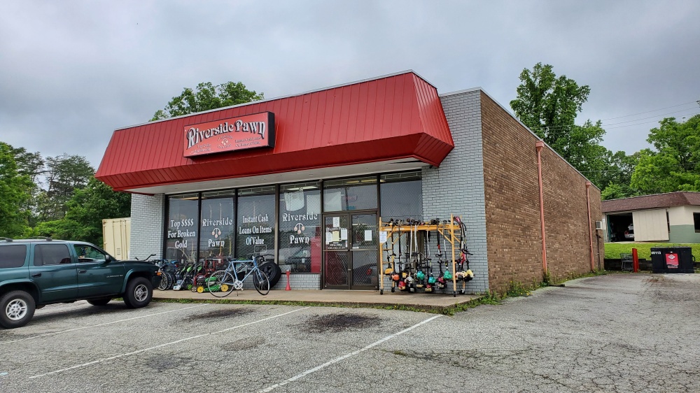 Riverside Pawn 01