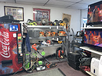 Jim's Super Pawn MOODY 02