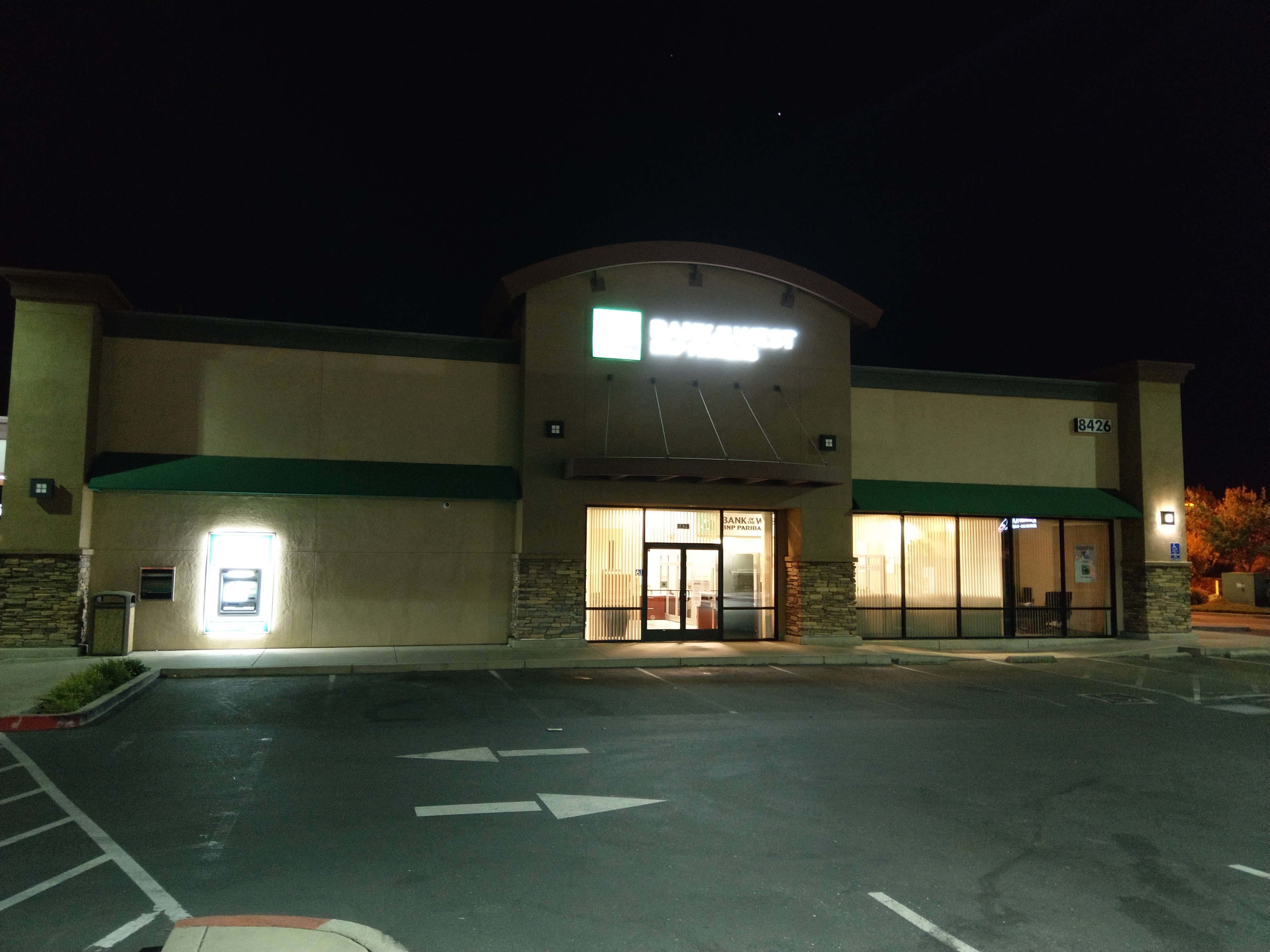 Bank of the West 01