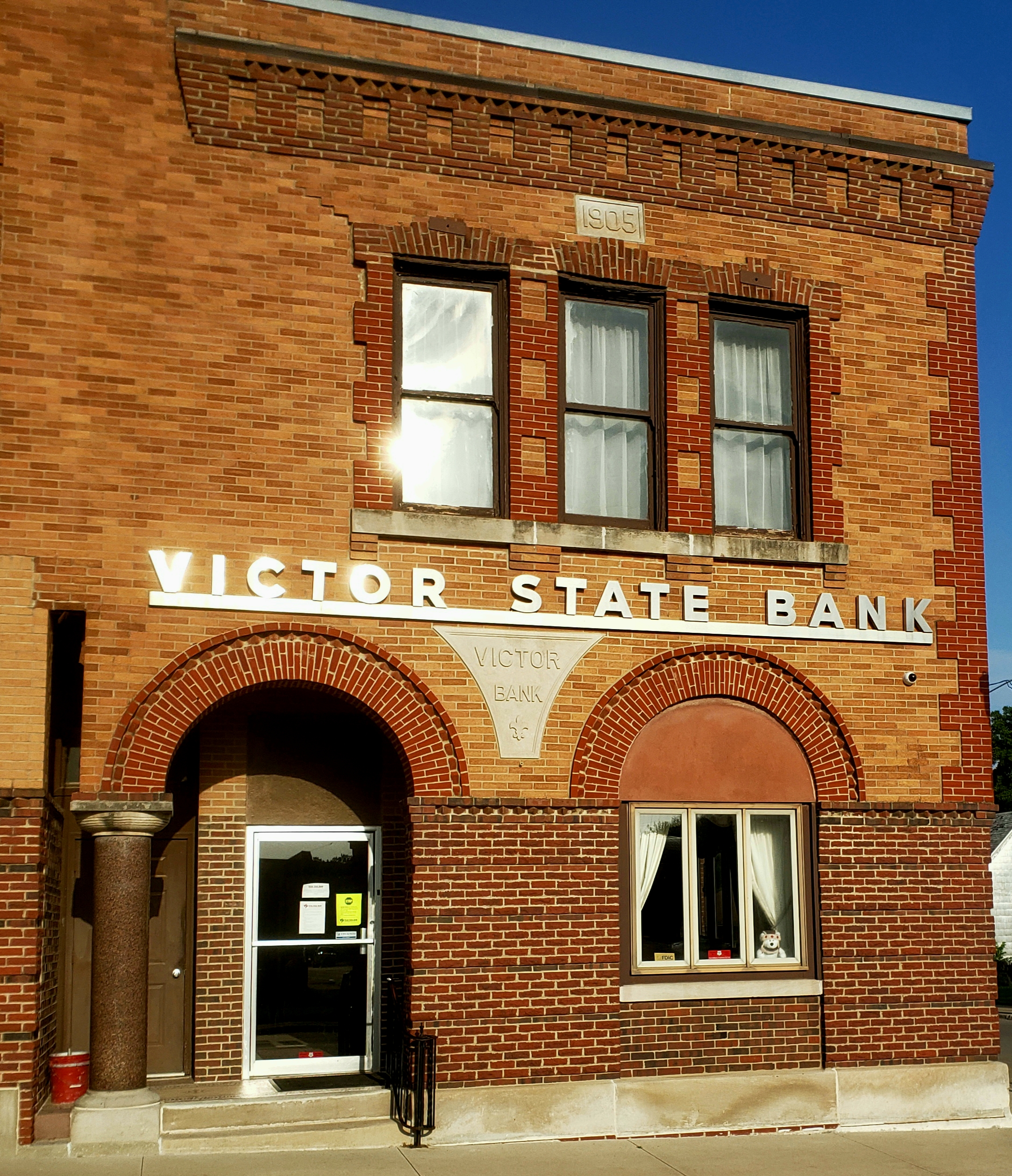 Victor State Bank 01