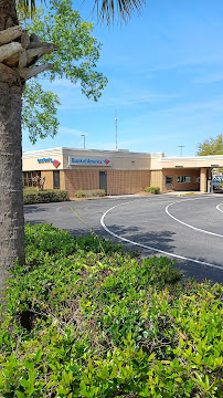 Bank of America (with Drive-thru services) 01