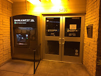 Bank of the West 04