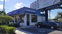 The Check Cashing Store 01