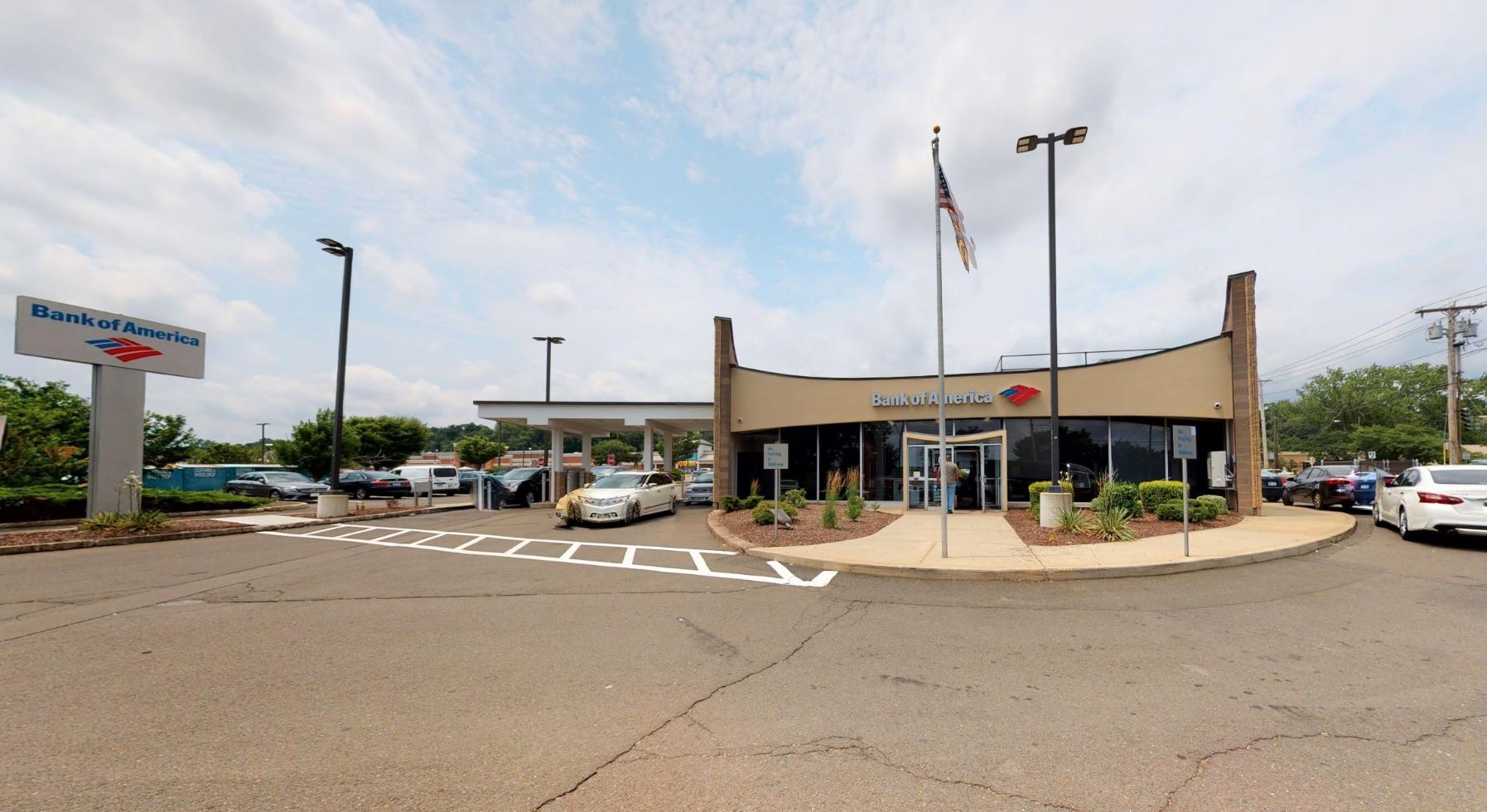 Bank of America (with Drive-thru ATM) 01