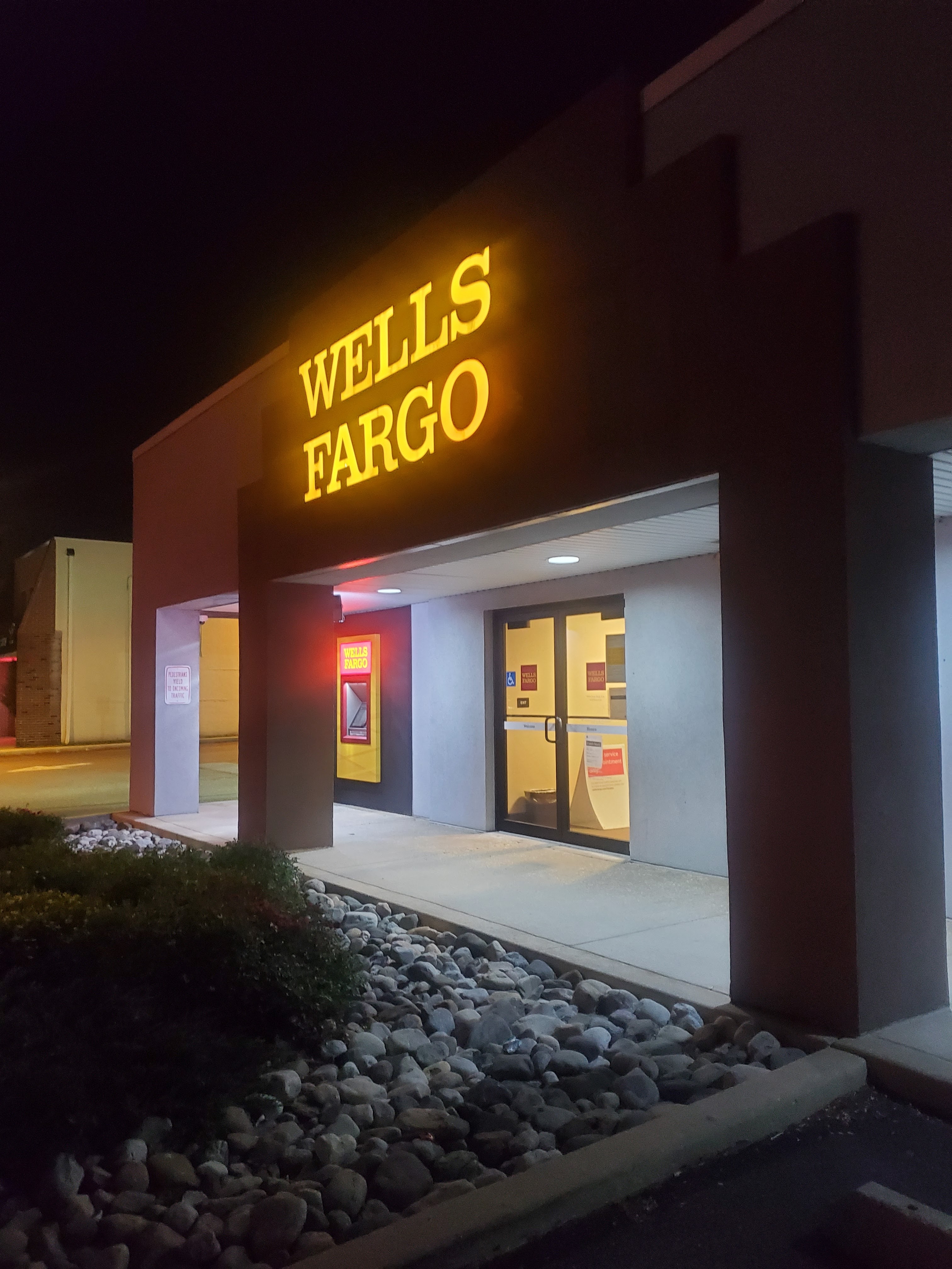 Wells Fargo Bank 01