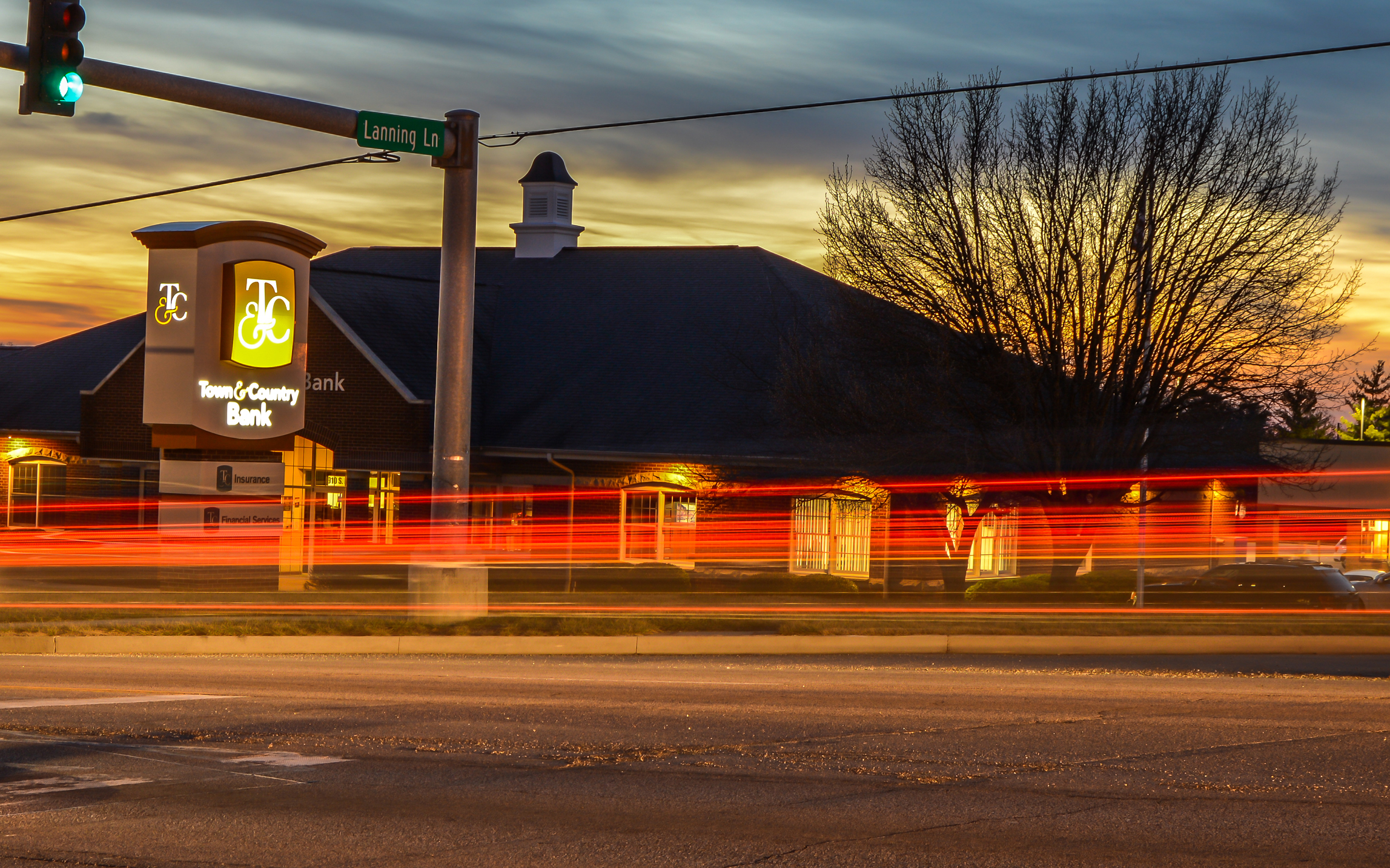 Town & Country Bank 01