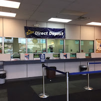 Currency Exchange/Auto License 03